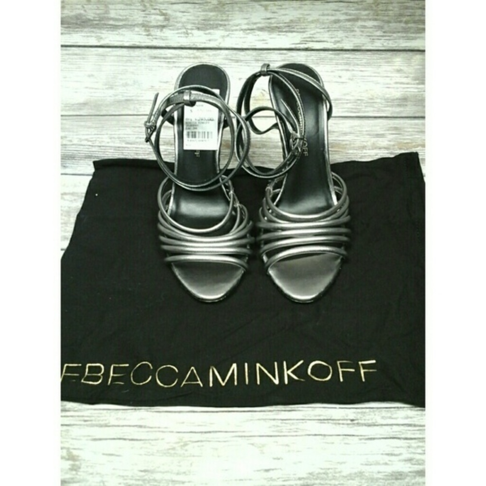 Rebecca Minkoff Savannah ankle strap wedge sandals in metallic silver - Picture 4 of 8